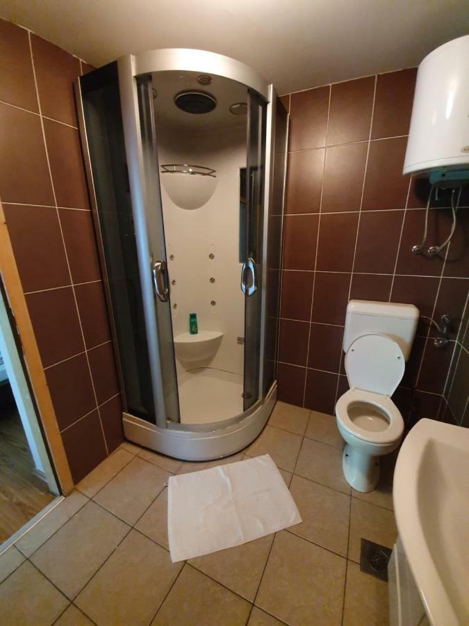 Damir Emir Hotel Tuzla Room photo